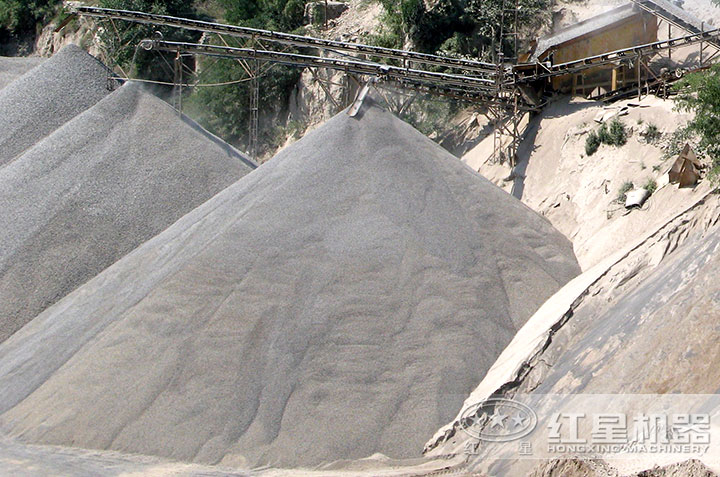 機制砂成品，一條生產線可有多種規(guī)格成品