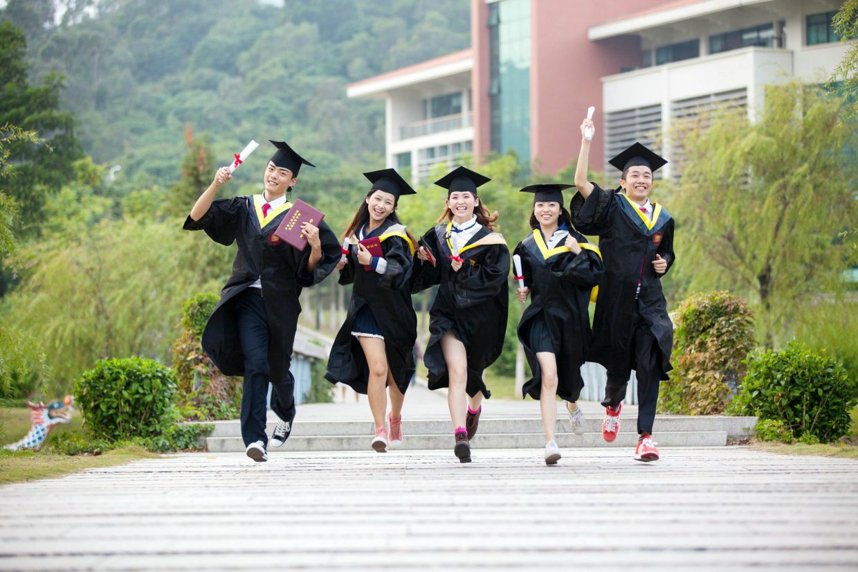 再也不用愁怎么翻譯畢業論文了，交給火星翻譯就OK了